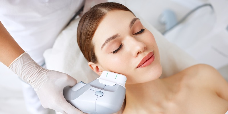 How Fat Freezing and HIFU Work Together? 4 book a personalised consultation of Fat Freezing and HIFU Together Smethwick